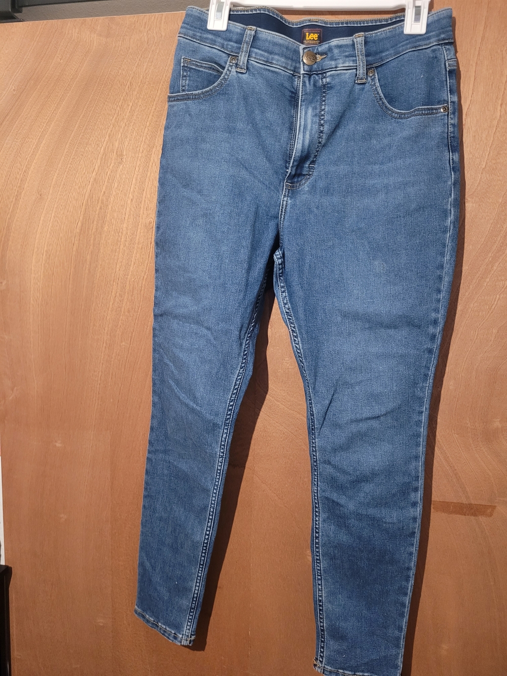 Lee Womens Skinny Jeans in Medium Blue Wash Size 12 Short